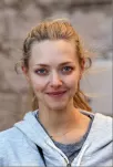 amanda-seyfried-was-seen-makeup-free